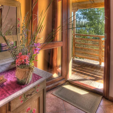 Ai Due Laghi 컨트리하우스 감불라가