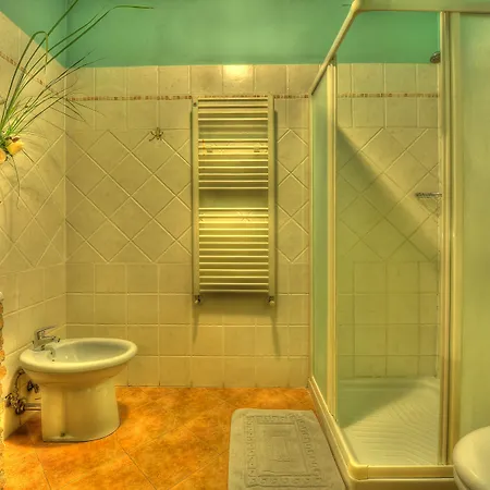 Ai Due Laghi 감불라가